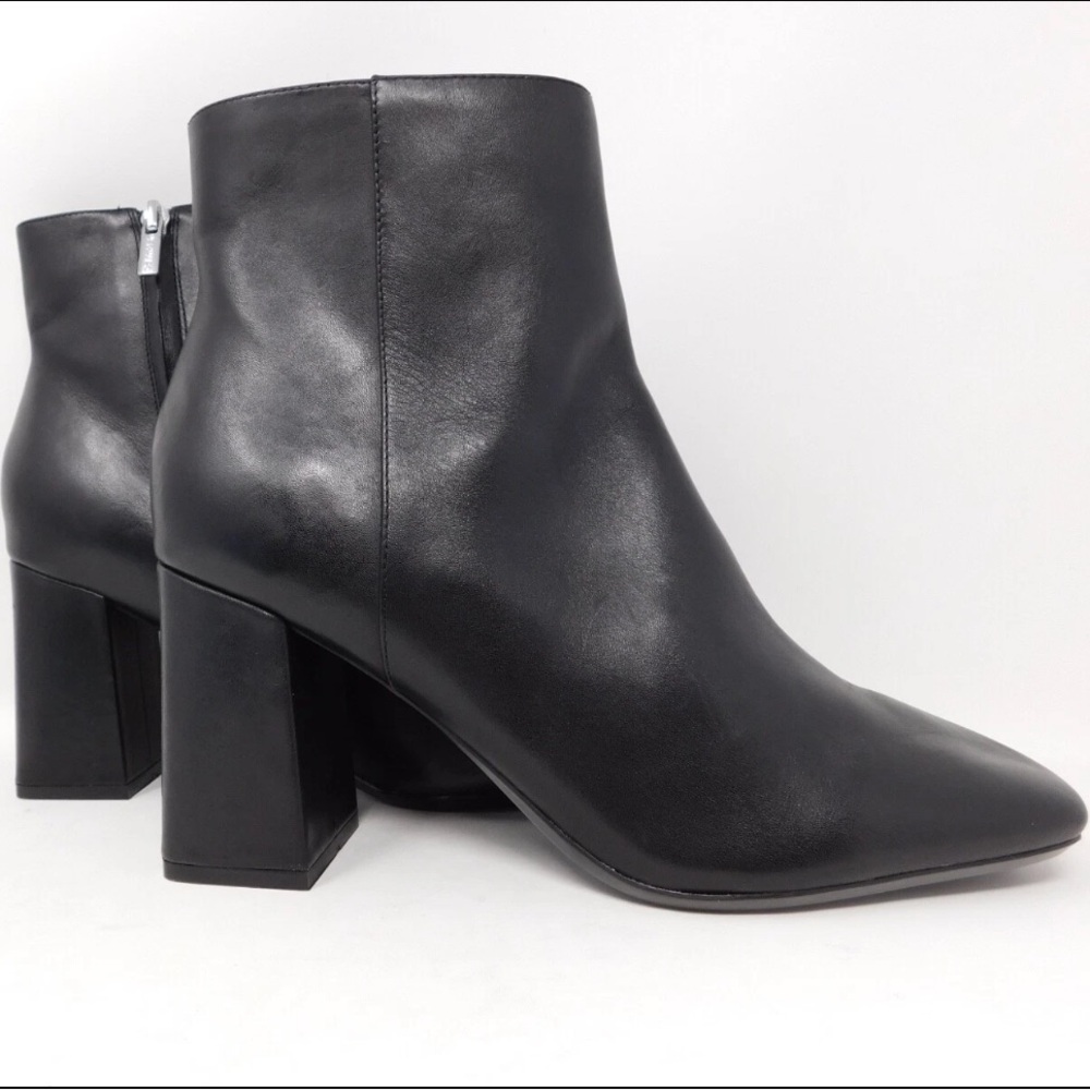 Calvin Klein Women's Boots Size 10 Izial Black Booties Leather Chelsea KCIZIAL